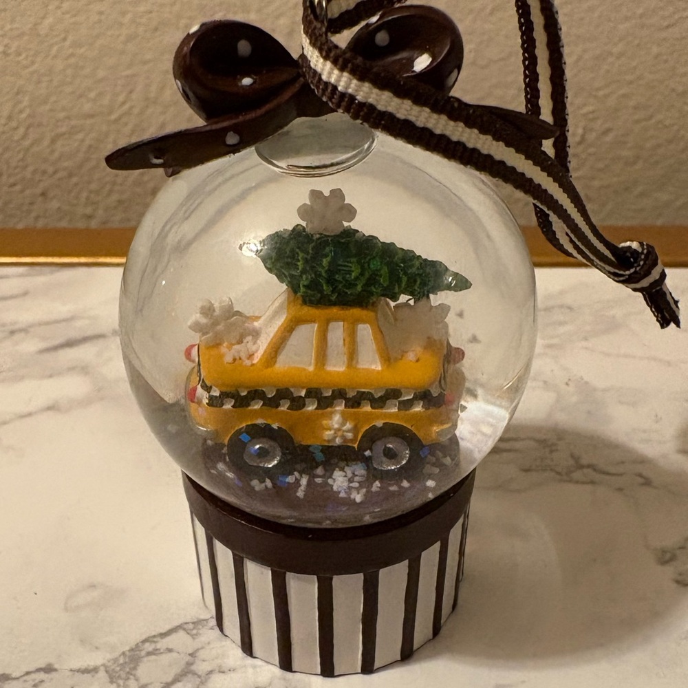 Ornament - Picture 4 of 6